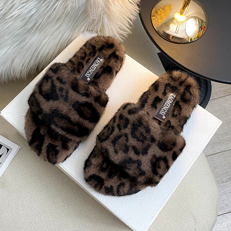 Fluffy Fur Slipper - Pantoufles moelleuses en polaire à imprimé