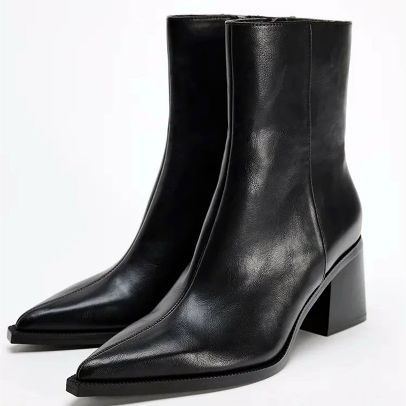 Block Heel Ankle Boots - Bottines Chelsea en cuir souple à