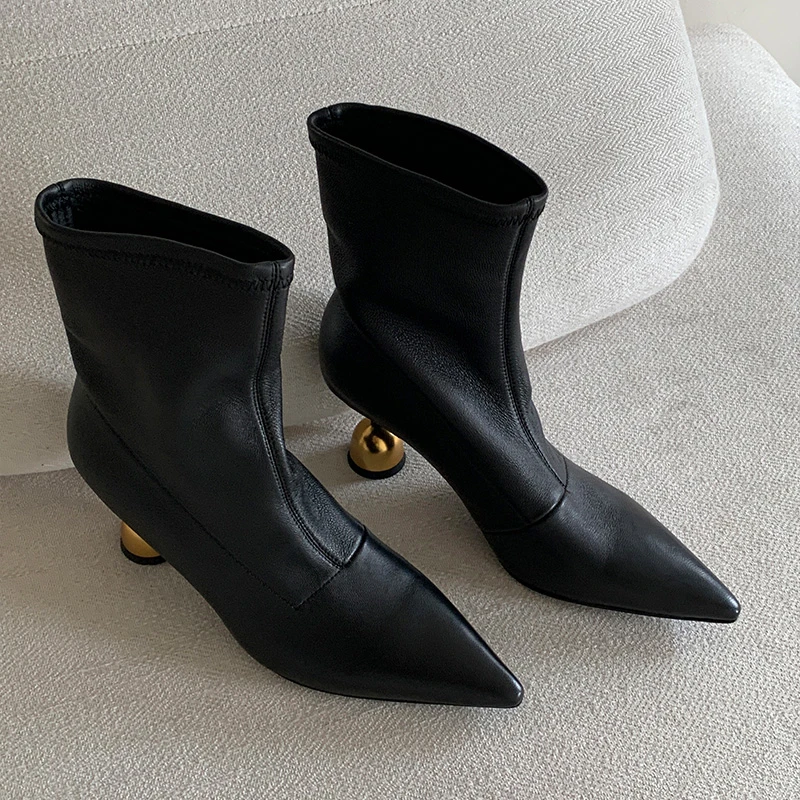 Women'S Shoes Trending 2025 - Femme bottines Style étrange talon noir