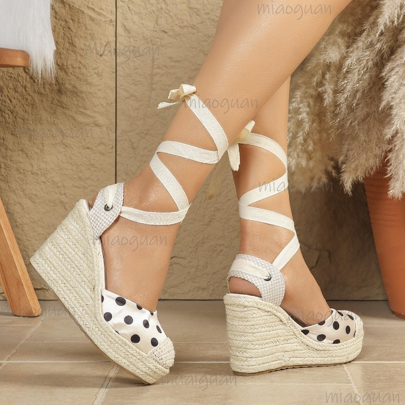 Nouvelles sandales compensées  - Ribbon Tie Heel avis et prix
