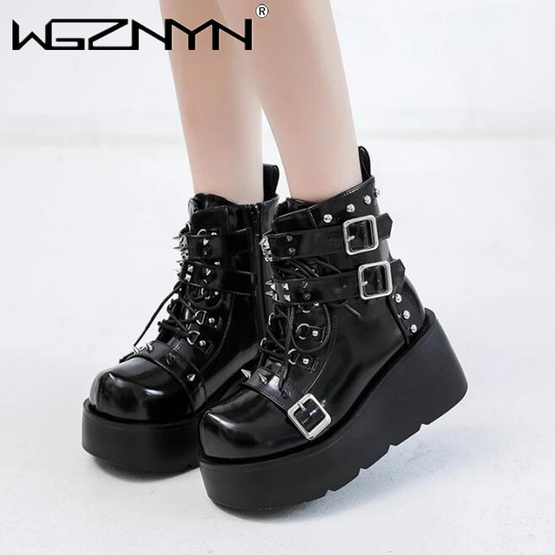 Bottes gothiques à talons haut - Block Heel Ankle Boots avis et prix