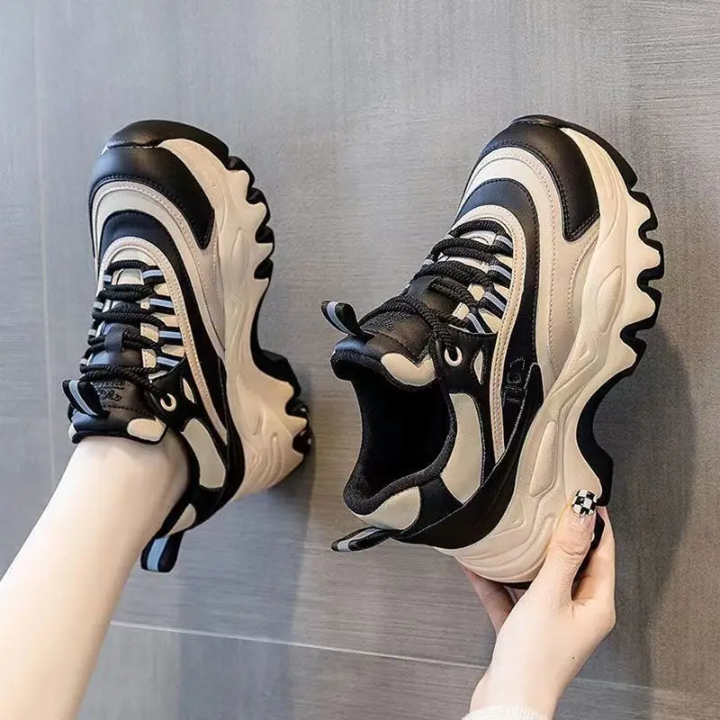 Baskets polyvalentes à semelle - Women'S Shoes Trending 2025 avis et prix